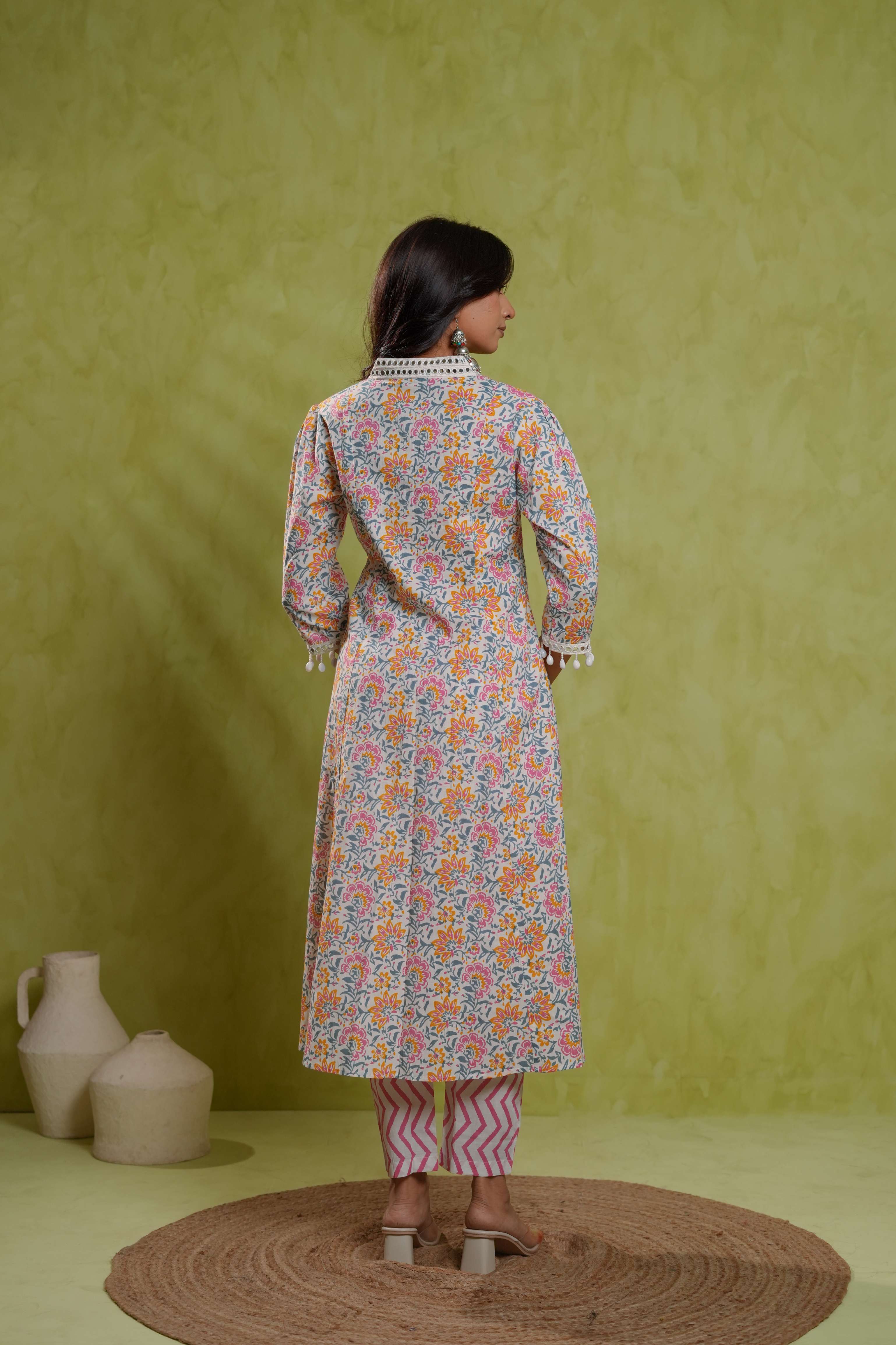 Women Floral Printed Anarkali Kurta with Printed Trousers